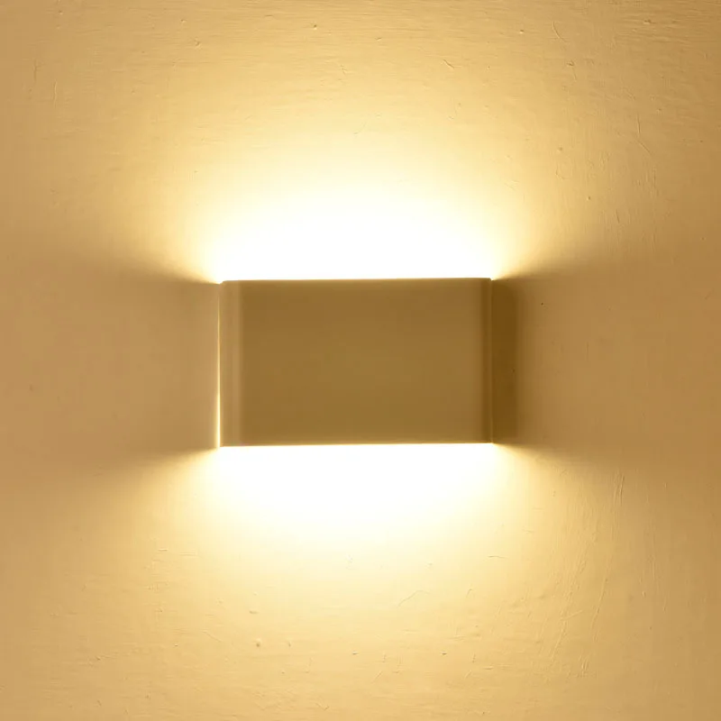 Светодиодная настенная лампа направленного света из кованого железа и акрила 5