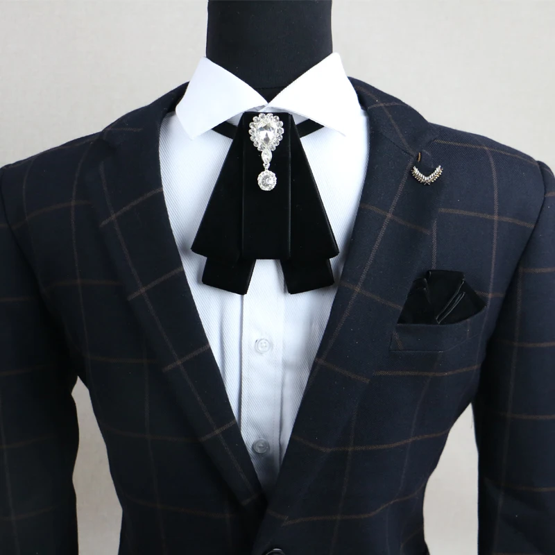 

Fashion New Retro Handmade Bowtie Men's Rhinestone British Dress Wedding Groom Velvet Bow Tie for Men Accessories