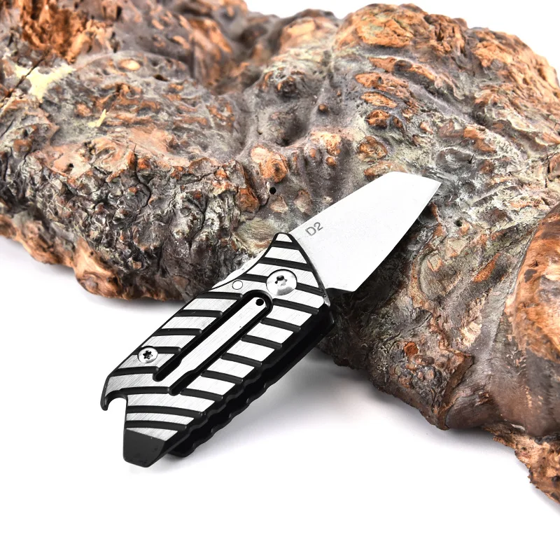 

Dropship D2 Steel Folding Knife Outdoor Survival Pocket Knife Titanium Alloy Handle Multi EDC Knife Hand Tool With Iron Box