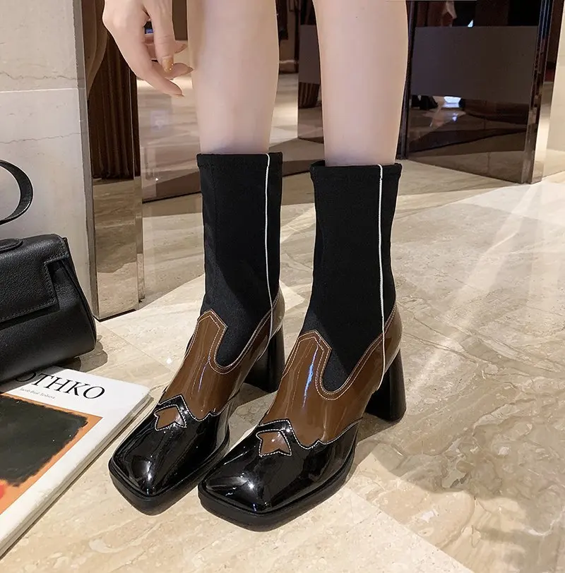 

2020 autumn and winter rhinestone personality and contrast snake skin side zipper fashion warm women's boots large size