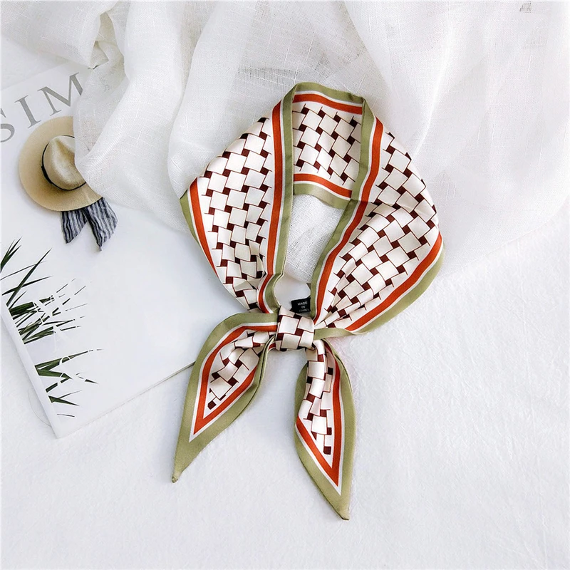

2021 Square Print Silk Scarf Women Neckerchief Skinny Neck Scarfs Ribbons Female Kerchief Fashion Scarves Lady Hair Band Tie