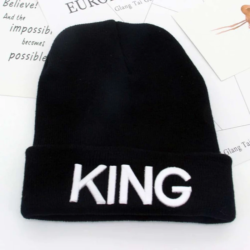HT3435WT1 Шапка KING QUEEN зимние шапки пара капот хип-хоп горячая Распродажа для мужчин и женщин теплая вязаная шапка пара теплая зимняя Кепка черный - Цвет: HT3435WT1