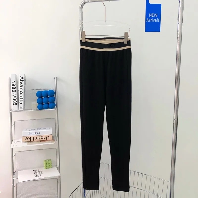 

Women's black sexy base all seasons skinny jeans