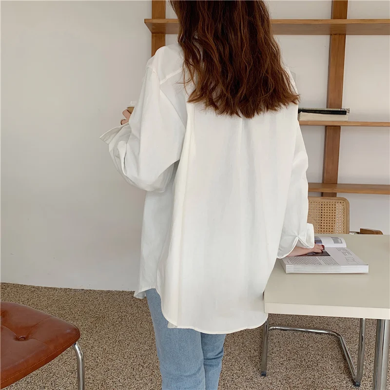

Spring New Turn-down Collar Women Shirts 2021 Elegant Single-breasted Ladies Solid Blouses Shirts Casual Loose Blusas