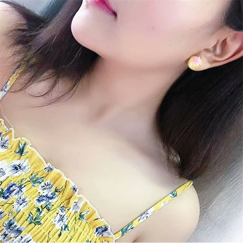 

Sweet Resin Jelly Strawberry Stud Earrings For Women Charms Fashion Piercing Transparent Fruit Ear Stud Jewelry Accessories