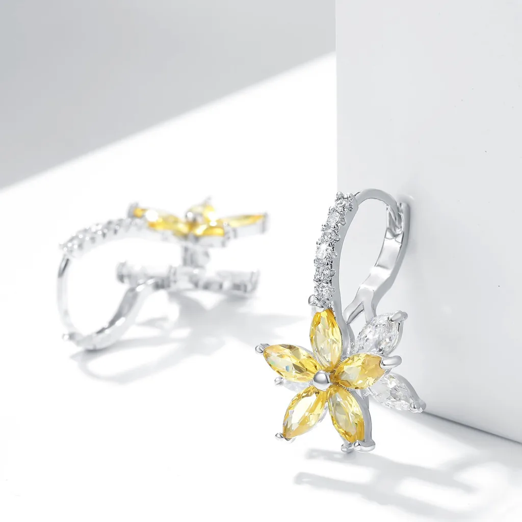 Женские серьги-гвоздики с цветком очаровательные романтические серьги фианитом