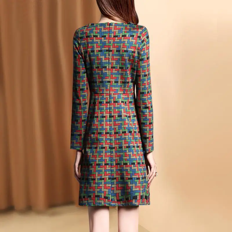 

New French fashion women's dress in autumn and winter