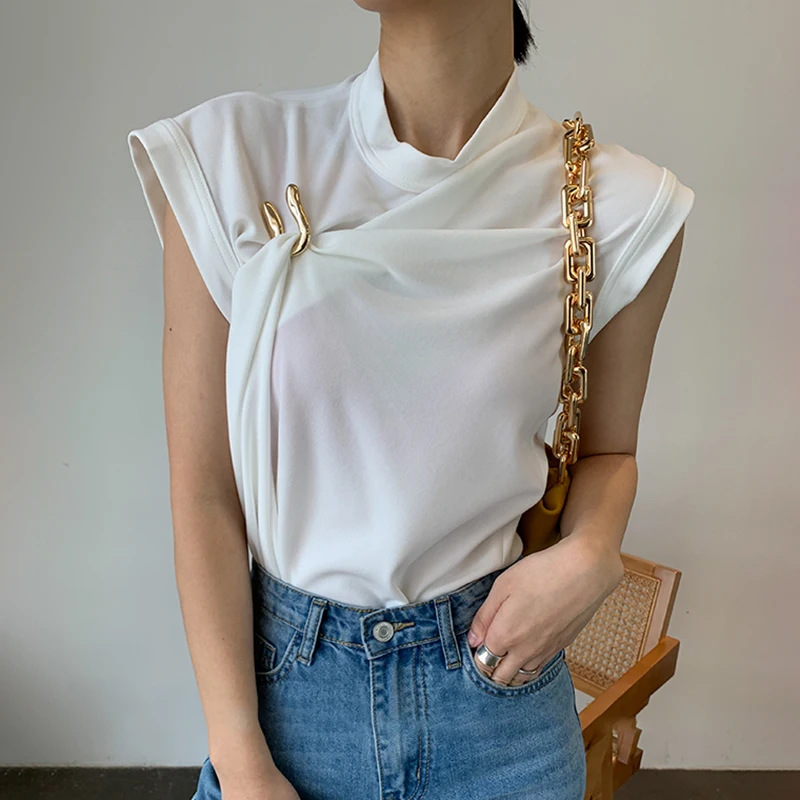 

Golden U-shaped Buckle Casual Wrinkled Women's Vest Stand-up Collar Sleeveless Irregular Large Size Loose Vest Women Summer 2021