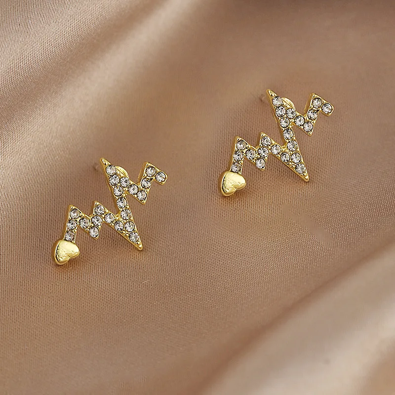 

Korean Fashion Jewelry Love Rhinestone 2021 New Net Red Temperament Small Female Stud Earrings Christmas Earrings Accessories