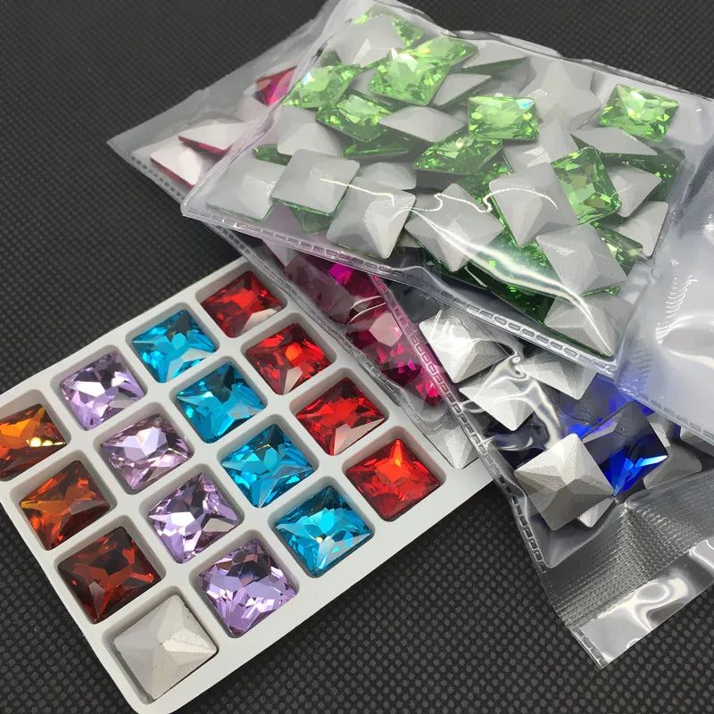 Квадратное стекло с острым основанием 4447 | Украшения и аксессуары