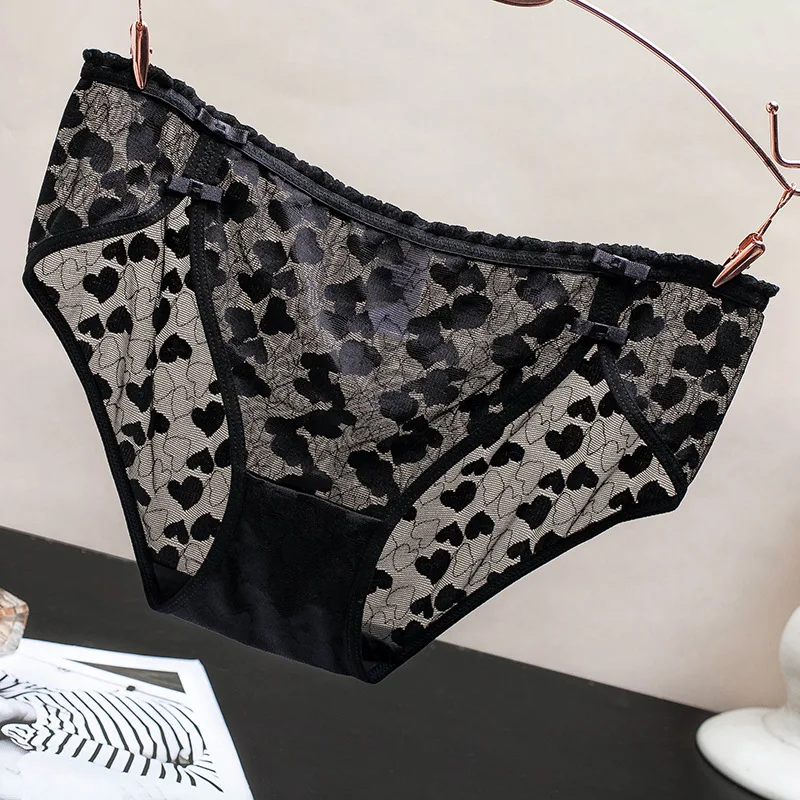 

Underwear female lovely girl peach heart Japanese low waist sexy hot temptation lady lace traceless transparent