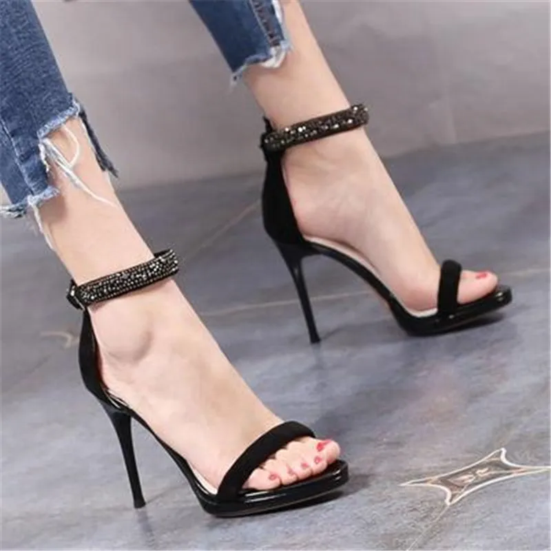 

Sandals female fairy style 2020 new summer high heels buckle high heels ins tide net red super hot