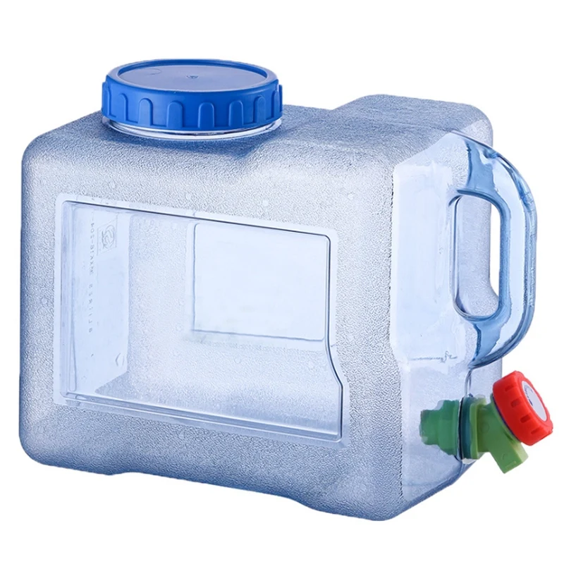 

Portable Plastic Water Can Easily Water Tank With Faucet - 8L