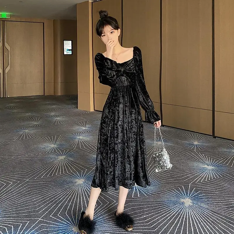 Женское бархатное платье Mozuleva однотонное платье-труба с длинным рукавом и бантом