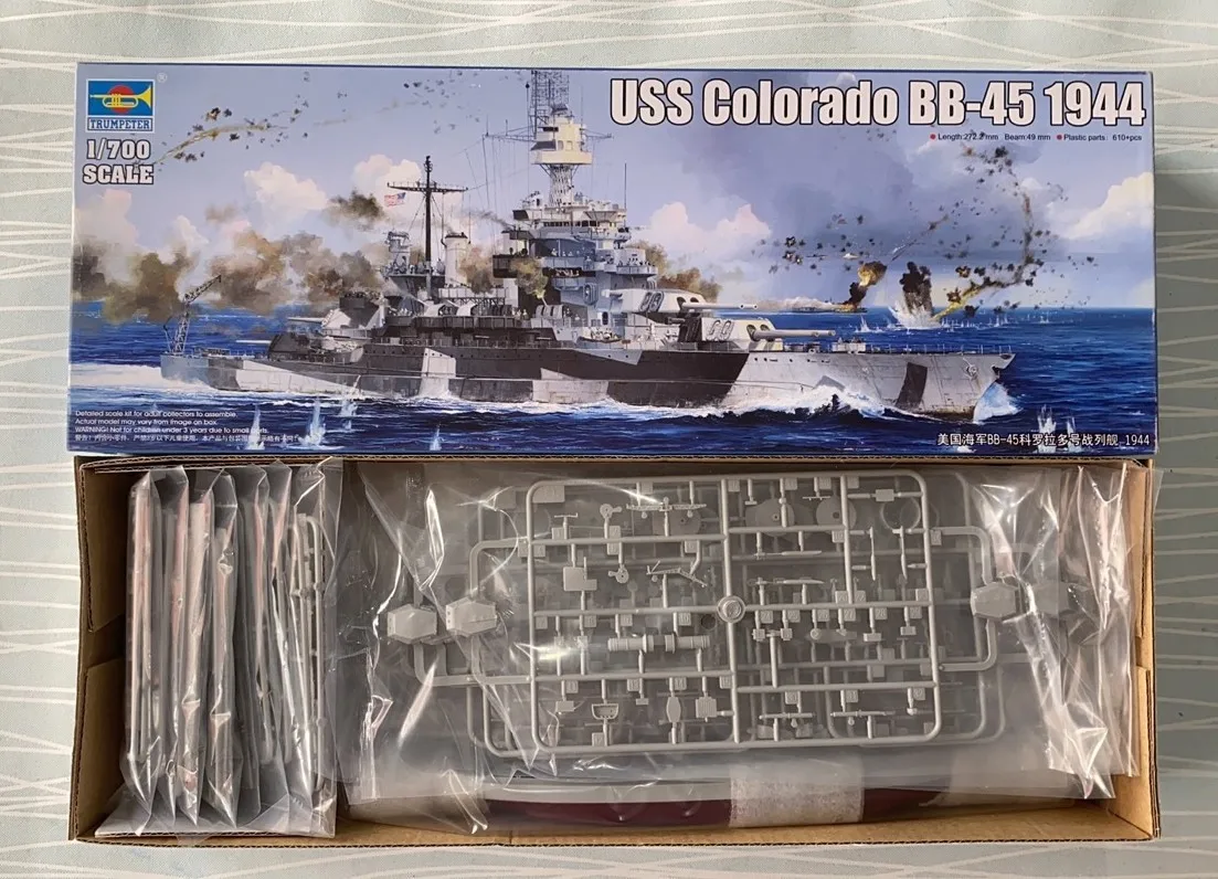 Пластиковая модель Trumpeter TR05768 1/700 USS Колорадо 1944 |