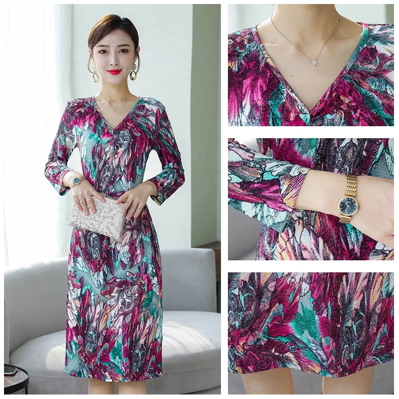 Женское длинное летнее платье облегающее с длинным рукавом и V-образным вырезом