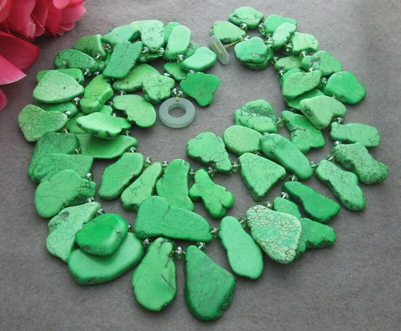 

2 strands Green T1urquoise Crystal Necklace 20"