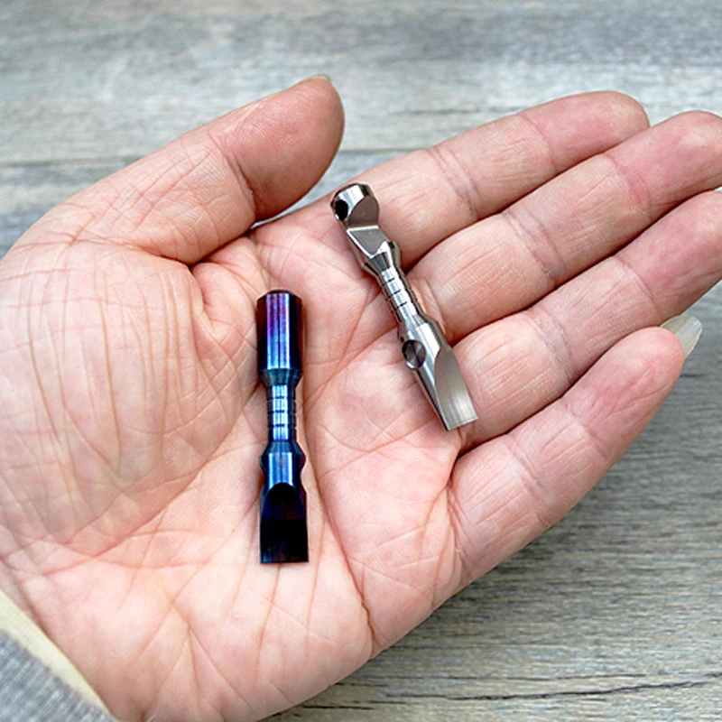 

EDC Tool High Quality Titanium Alloy Bottle Opener Keychain Buckle Screwdriver Titanium Damascus