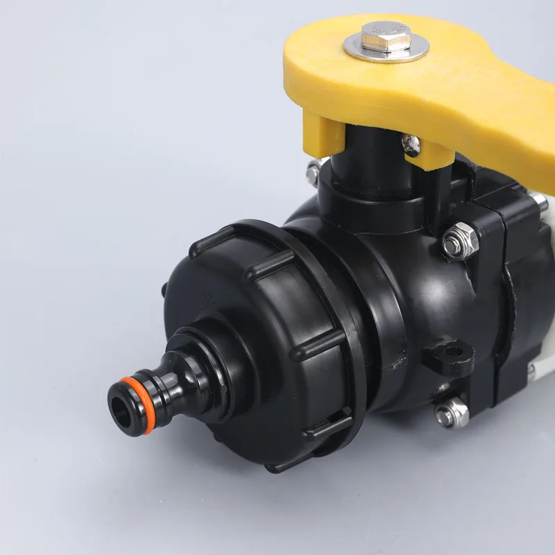 Переходник для бака IBC черный пластиковый фитинг с грубой резьбой 60 мм контейнер