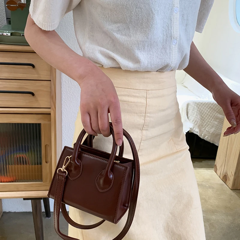 

Элегантная женская сумка на плечо, маленькие сумочки и кошельки, дизайнерские сумки через плечо для женщин, модная однотонная мини-сумка с к...