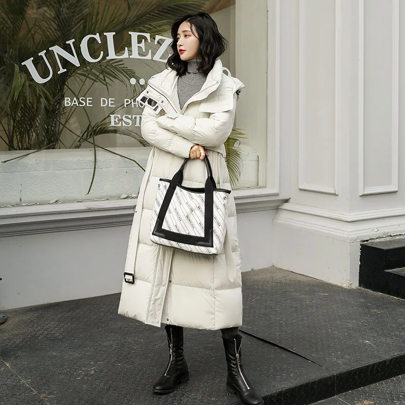 

JCHB 2021 Women's Down Jacket Long Coat Female Winter Parkas 90% White Duck Down Jackets Warm Hooded Fashion Abrigo Mujer Pph19