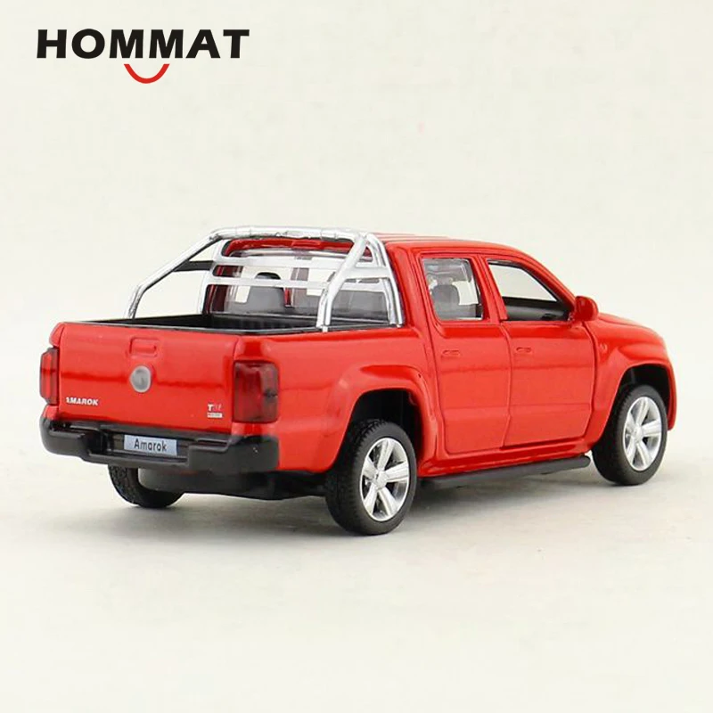 Модель автомобиля-пикапа HOMMAT Amarok литой металлический автомобиль масштаб 1:46 |