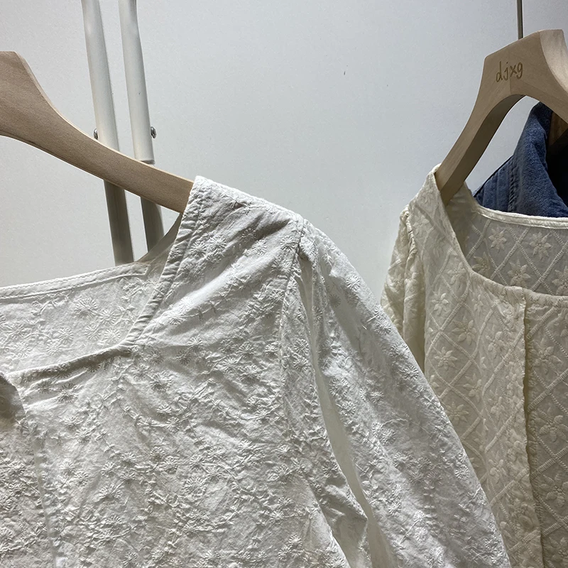 

2021 Summer Short Fashionable Embroidered Jacquard Square Collar Women Shirt Loose Slimming Cotton Linen Top Retro Doll Blouses