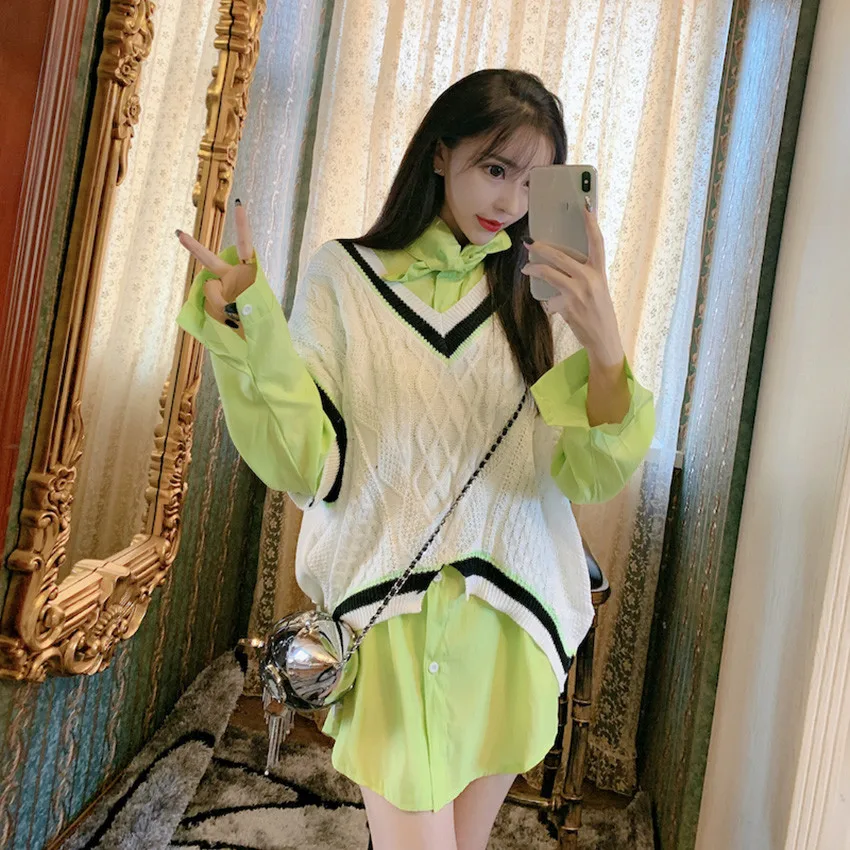 

Autumn Winter Oversized Sweater Vest Women V-Neck Twist Casual Knit Waistcoat Sleeveless Plus Size Coat Chalecos Para Mujer