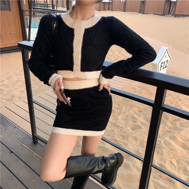 

Buttons Stitching Color Vintage New Winter Two-Piece Dress Female Aristocratic Temperament Sweater Knitting Fashion Skirt Suits