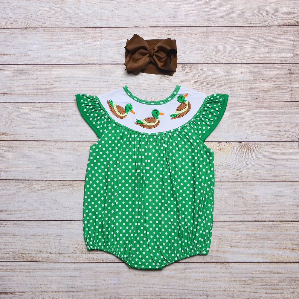 

Summer Girls Clothes White Dots Print Green Sleeveless Three Ducks Embroidered Pattern Toddler Baby Rompers