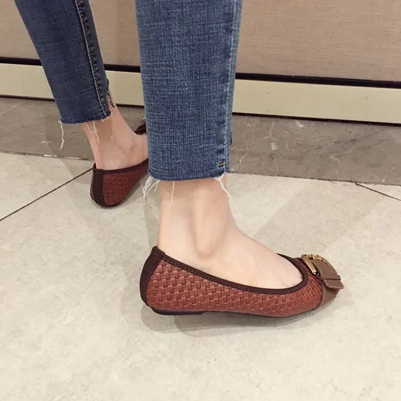 Туфли женские с квадратным носком классические клетчатые лоферы из