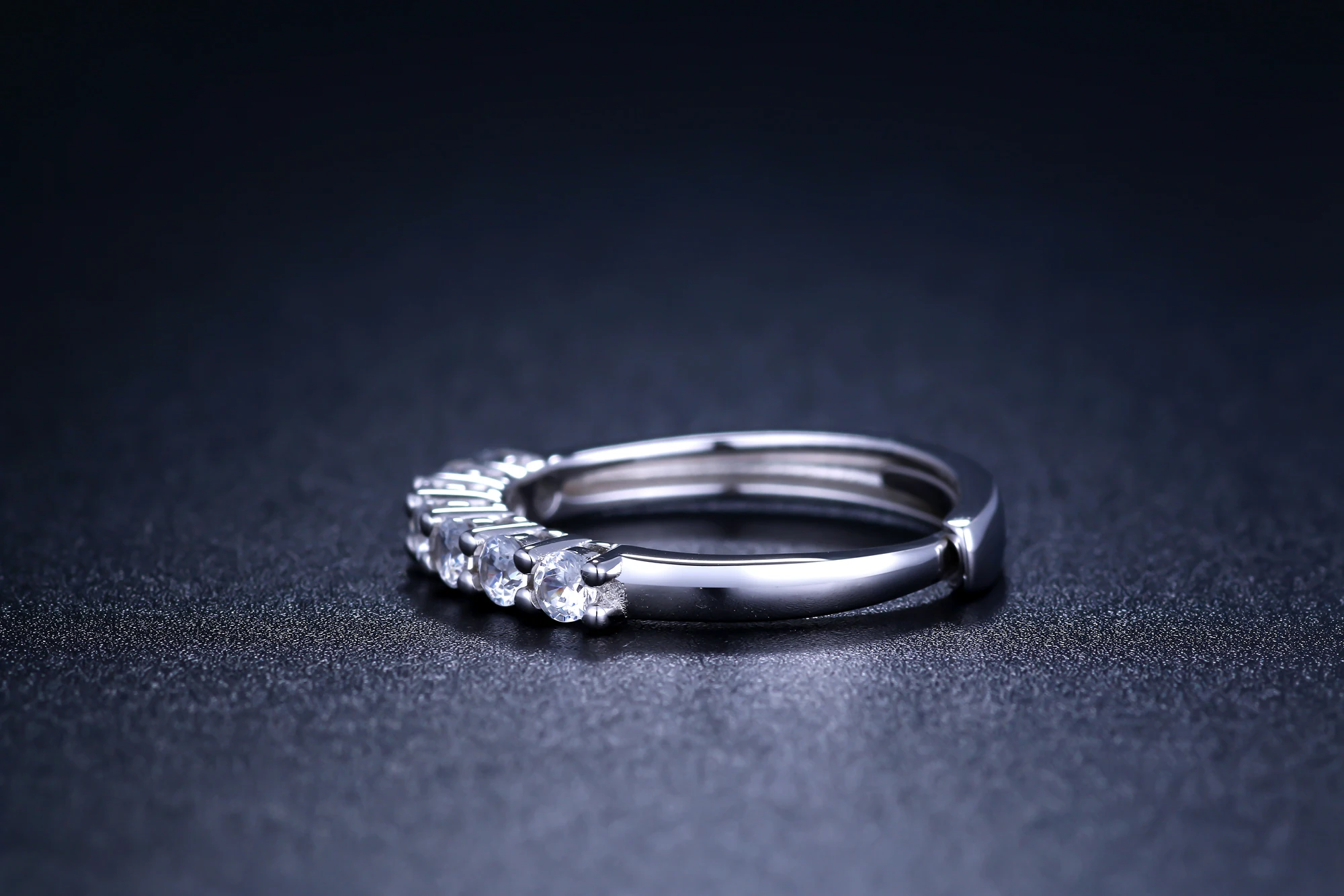 Круглое серебряное кольцо с муассанитом роскошное для женщин. Регулируемое S925 |