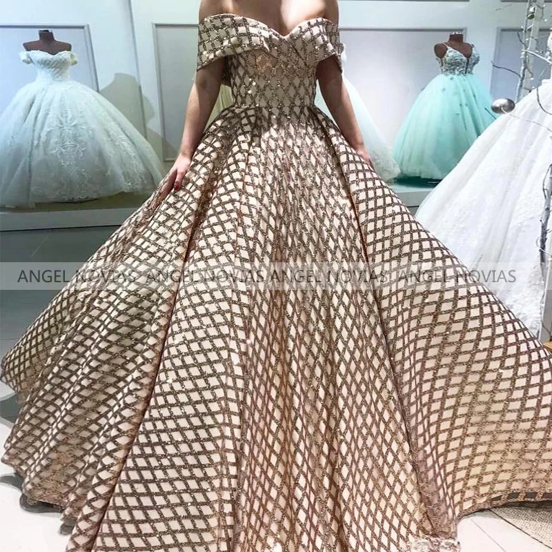 

ANGEL NOVIAS Long Arabic Glitter Champagne Ball Gown Off Shoulder Evening Dress 2021 with Feather Prom Gowns Party Dresses