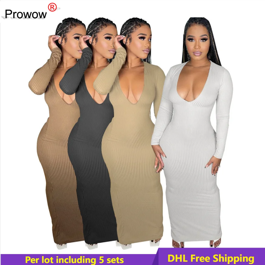 

Женское трикотажное платье-пуловер с длинным рукавом и глубоким V-образным вырезом