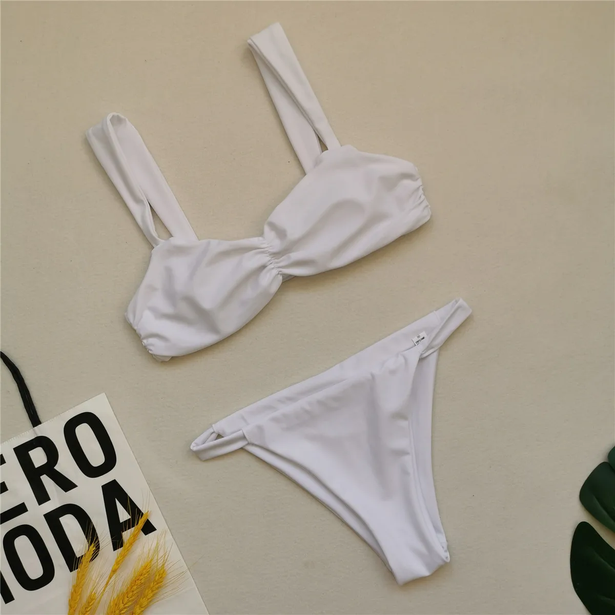 

Sexy Bikini 2021 Swimwear Women Summer Halter Lace Up Bow Push Up Padded Bra Micro Bikini Thong Two Piece Set Beachwear
