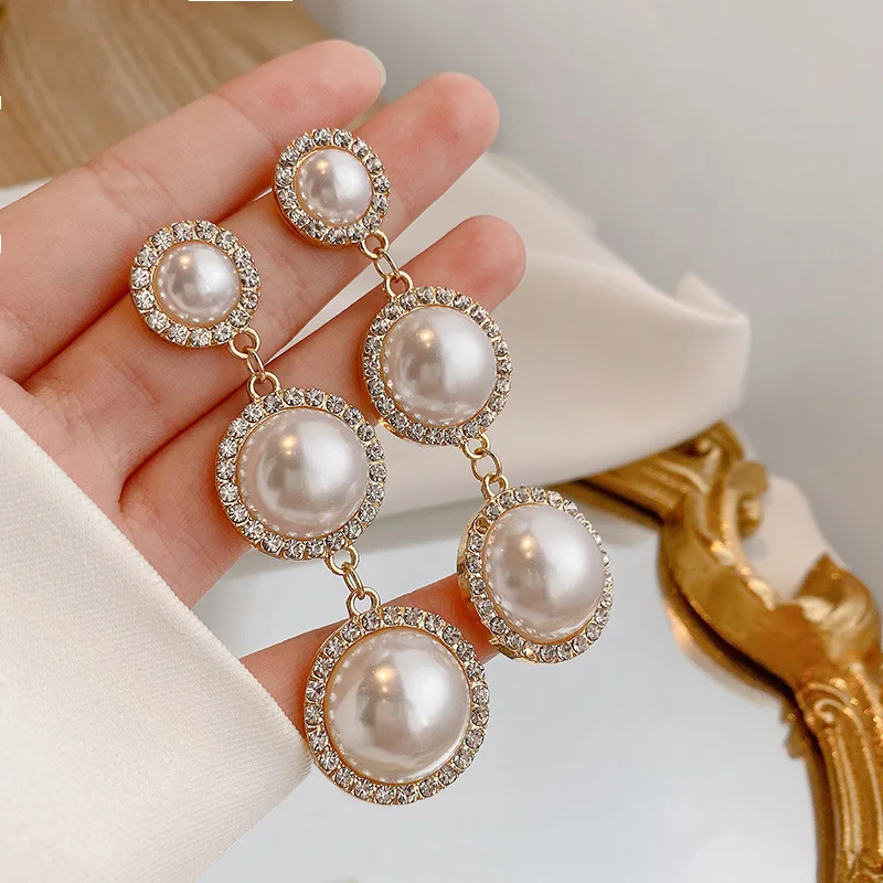 

2021 New Fashion Exaggerated Rhinestone Earrings For Women Oversizes Pearl Temperament Earrings Personality Long Style Eardrop