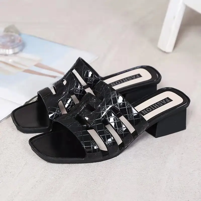 Fashion Durable Thick Heel Cool Women's Slippers Casual Shoes for Girls