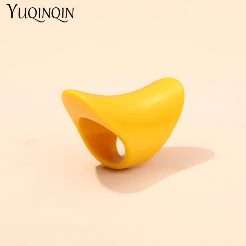 

Классические геометрические Индивидуальные Дизайнерские Большие Красивые кольца из смолы для женщин, модные украшения, большие кольца в с...