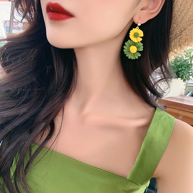 Серьги женские летние контрастных цветов корейский дизайн | Украшения и