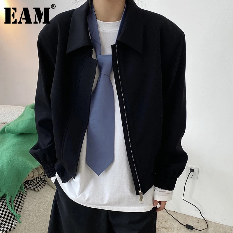 

[EAM] женский черный короткий Блейзер большого размера, новая свободная куртка с отворотом и длинным рукавом, модная демисезонная 2021 1DE3116