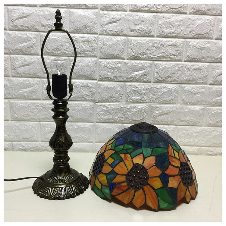 Настольная лампа Tiffany E27 шесть моделей прикроватная в стиле стрекозы для спальни