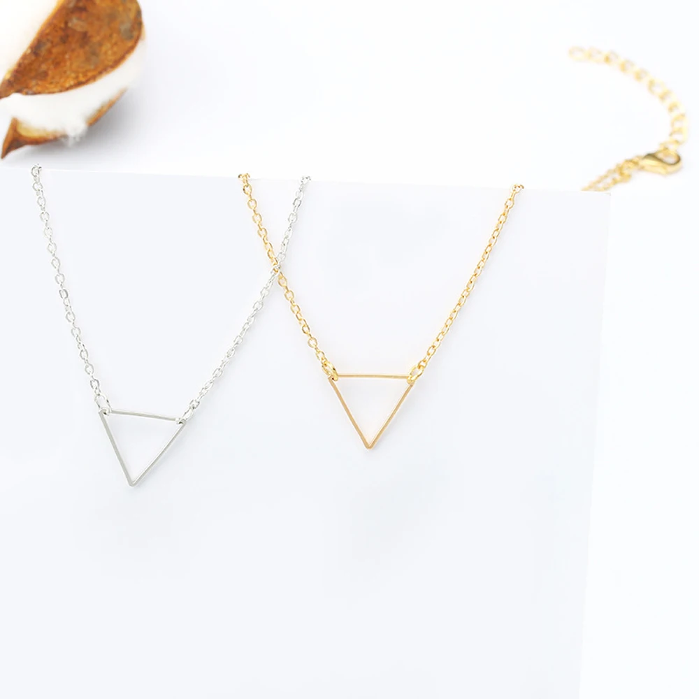 

Simple classic fashion Charm necklace metal triangle Pendant Necklaces ladies gift for women Jewelry Wholesale