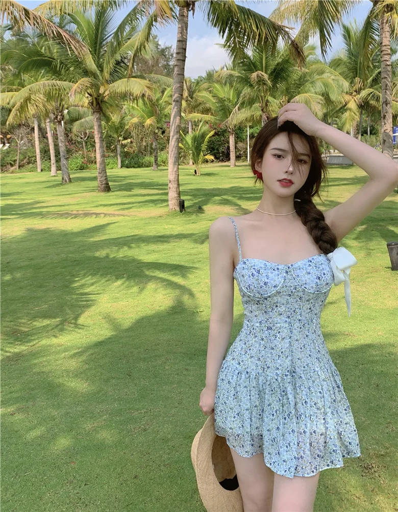 

Small Mori Style Super-Fairy First Love Floral Skirt Summer 2021 New Elegant Chiffon Sling One-Piece Split Skirt Women's