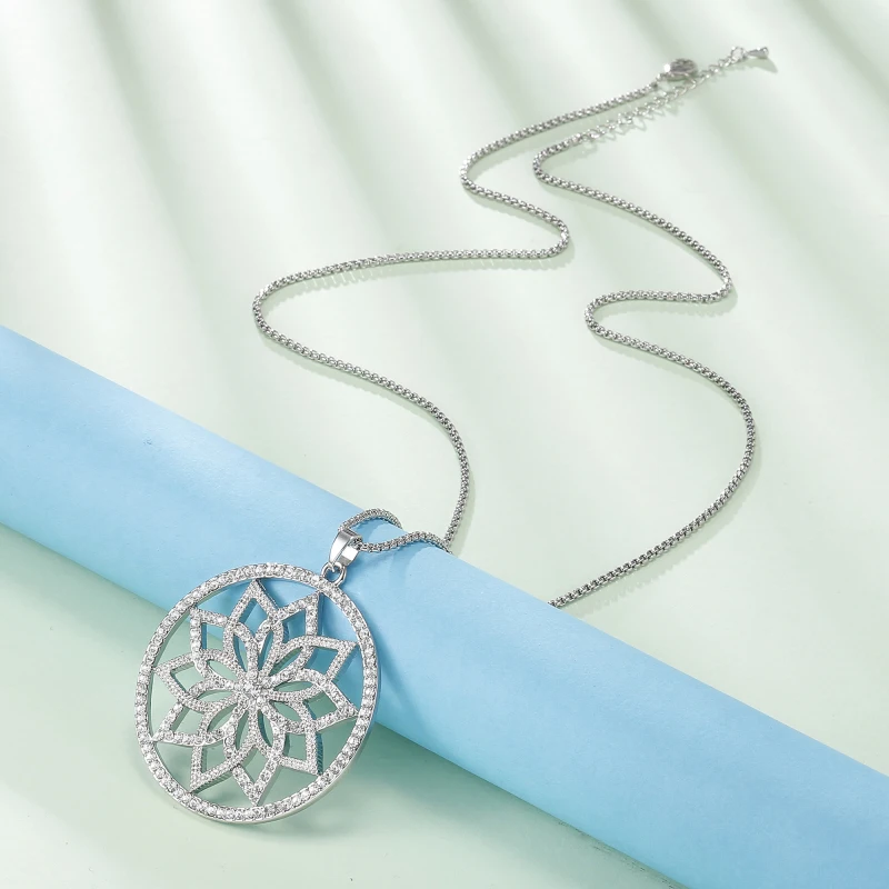 Массивное ожерелье для женщин геометрическое с подвеской в виде цветка Золотая и