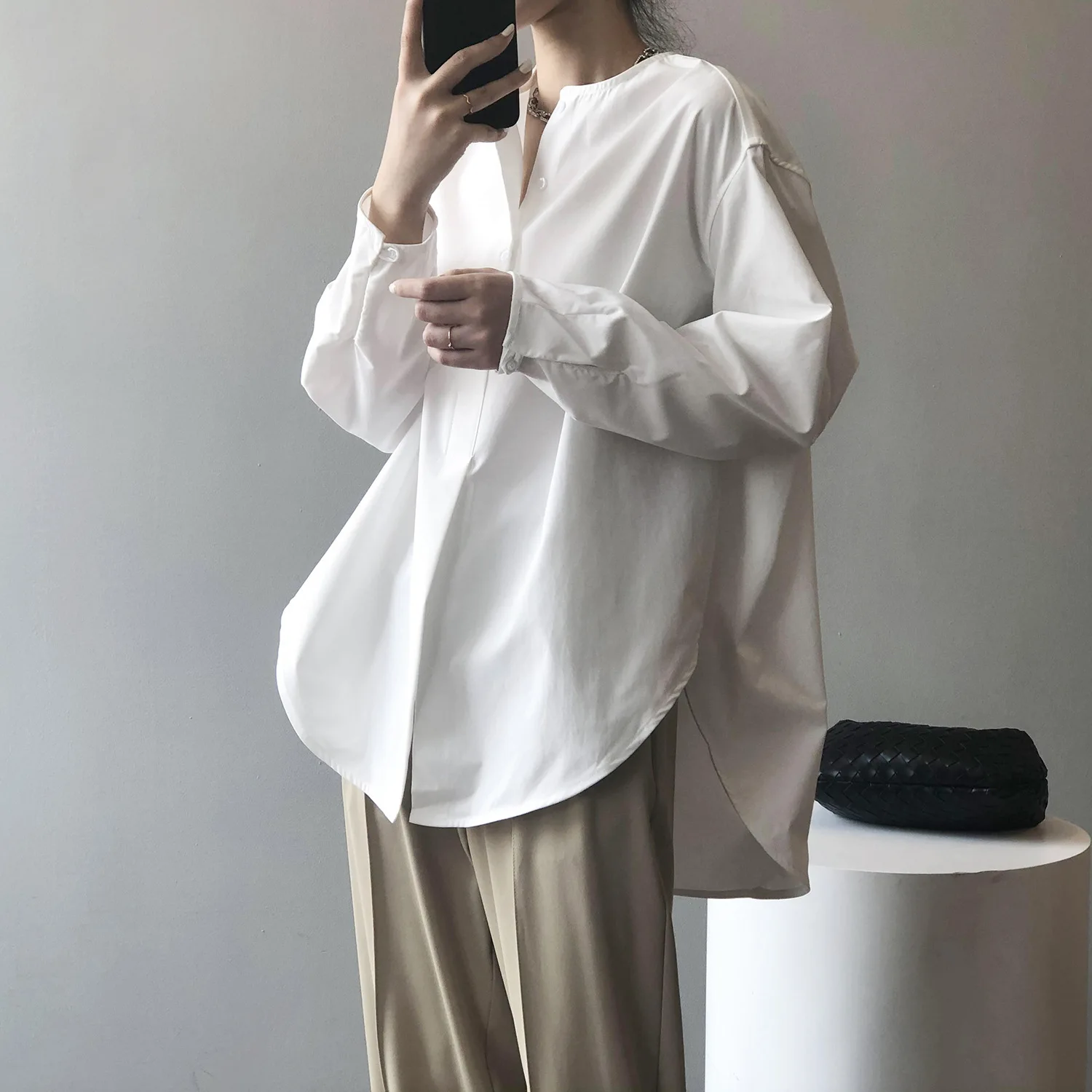 

2021 Women loose Style White Blouses Fashion Autumn Long Sleeve O-Neck Womens Tops And Blouses Blusas Roupa Feminina HH446