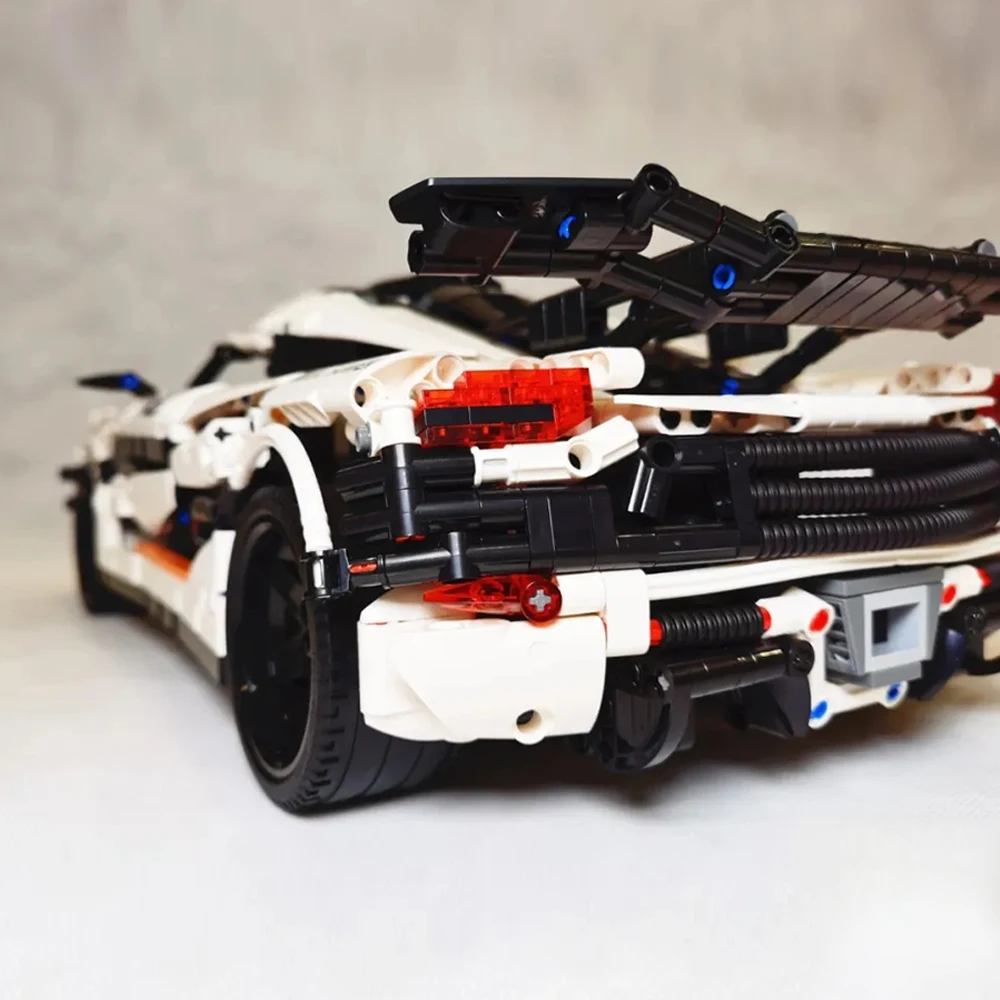 

Creator Expert High-tech City RSR 488 Lamborghinis 3063 PCS Formula Racing GTE SUV Moc Modular Bricks Model Building Blocks Boy