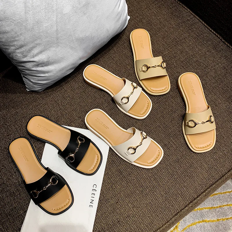 

2021 NEW Cassic Silders Women Square Head Peep Toe Pu Leather Slippers Luxury Designers Summer On Thin Heels Slides Female Mules