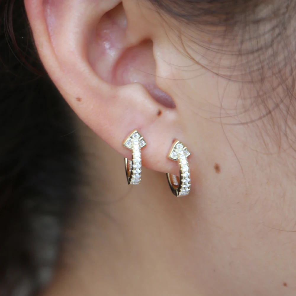 Серьги-кольца женские из серебра 925 пробы с фианитами | Украшения и аксессуары