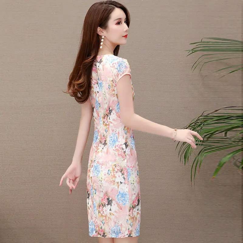 

Small summer cheongsam retro 2021 new printed slim temperament improved cheongsam dress