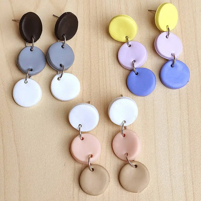 

Stratified Candy Color Polymer Clay Disc Dangle Earrings for Women Fashion Simple Geometric Jewelry Wholesale